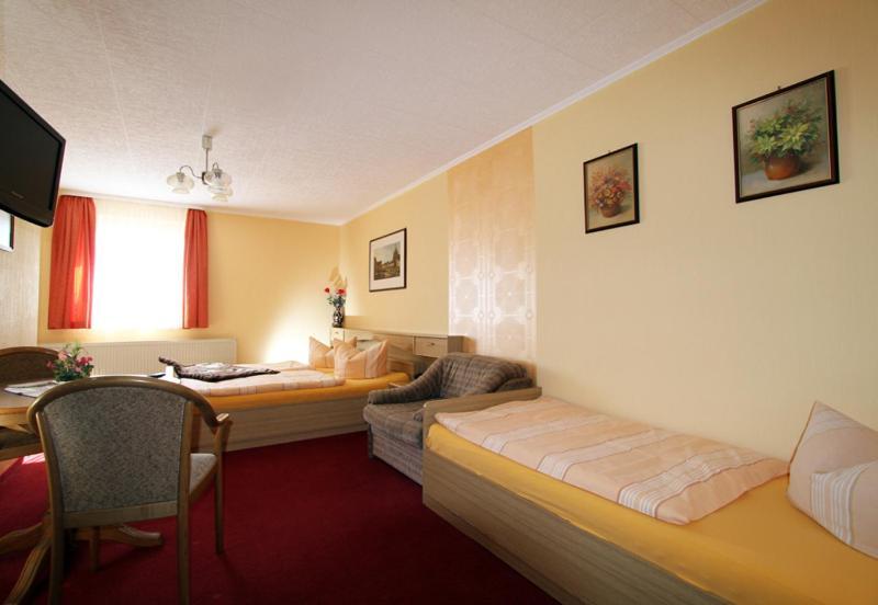 Familienhotel Zur Linde Panschwitz-Kuckau 객실 사진