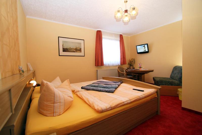 Familienhotel Zur Linde Panschwitz-Kuckau 객실 사진